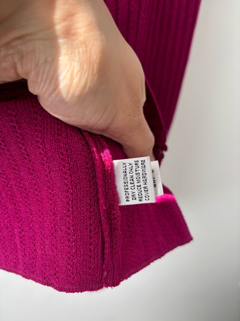 St. John Fuchsia Zip-Front Ribbed Knit Jacket - Picture 8 of 12